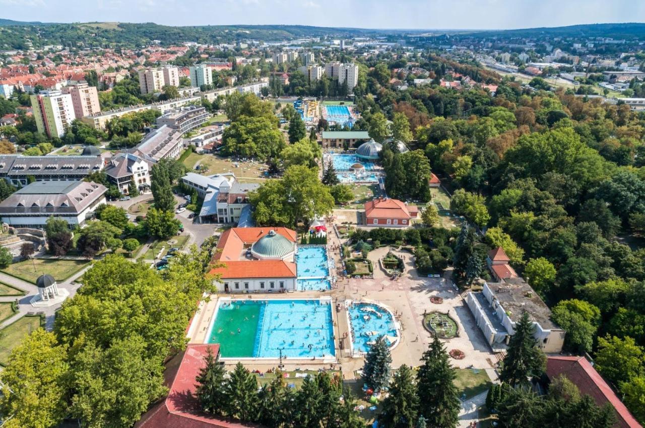 Belvarosi Apartman Эгер Экстерьер фото